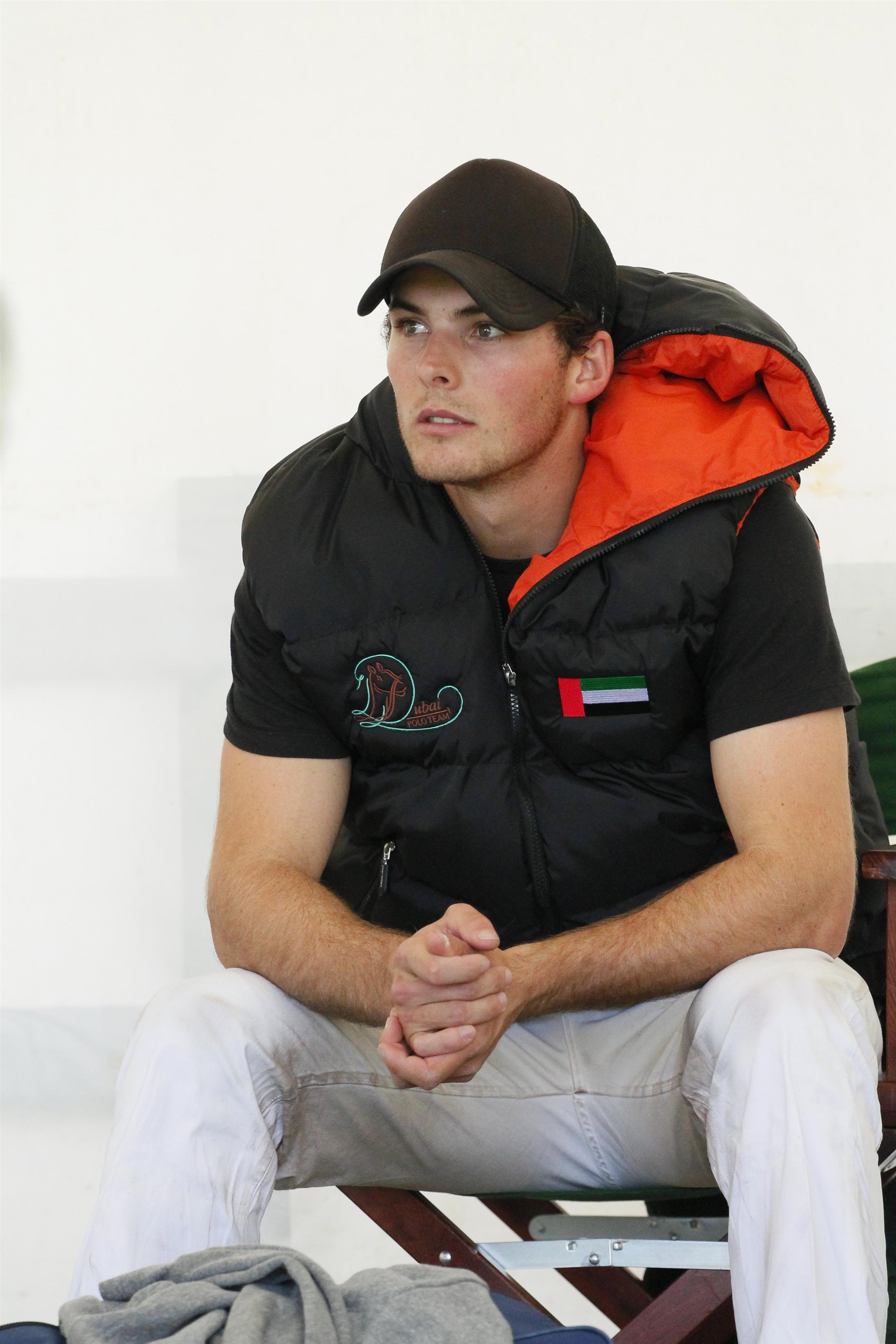 28 Peaceful Alec White